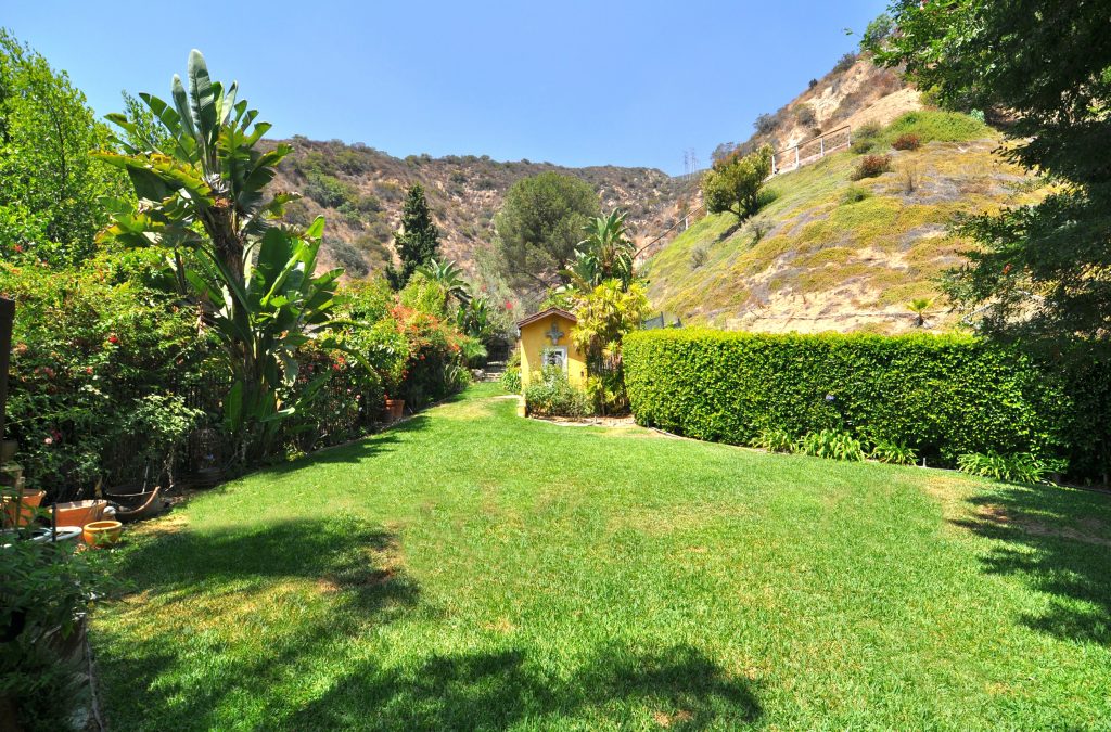 1835 East Loma Alta Drive-3